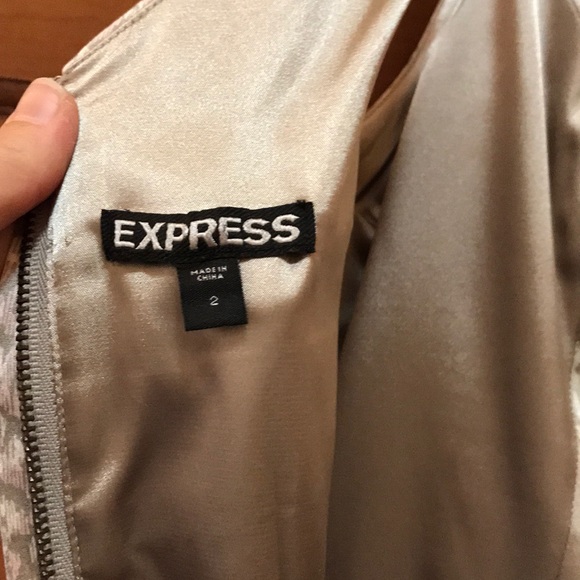 Express Leopard Mini Dress - Picture 7 of 9